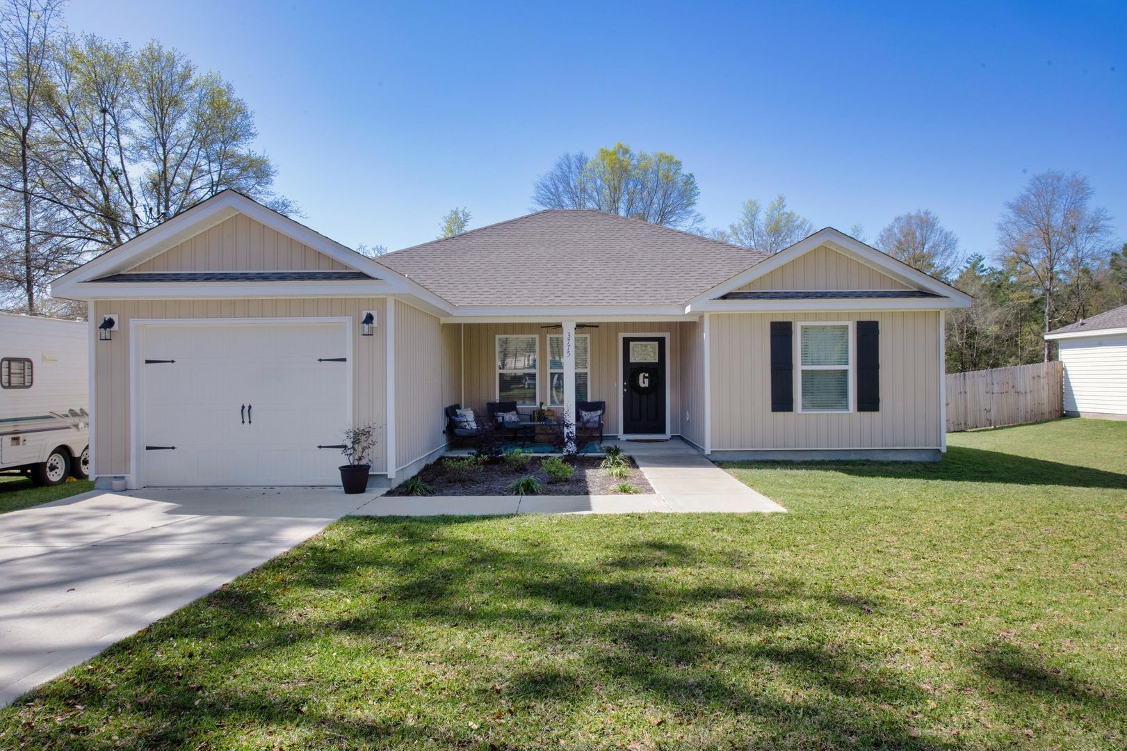Crestview House: 3775 Golden Acres Circle