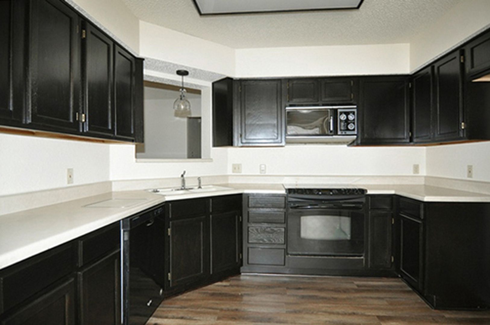 Euless House: 2601 Bayberry Lane