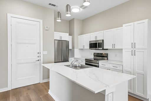Available Now! Rent: $1,250–$1,450/month | Full-Size Washer & Dryer Included | Ask About Current Leasing Promotions