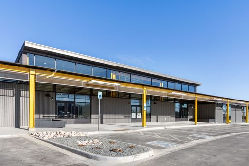 Retail Space in Brand New Shopping Center – photo 1
