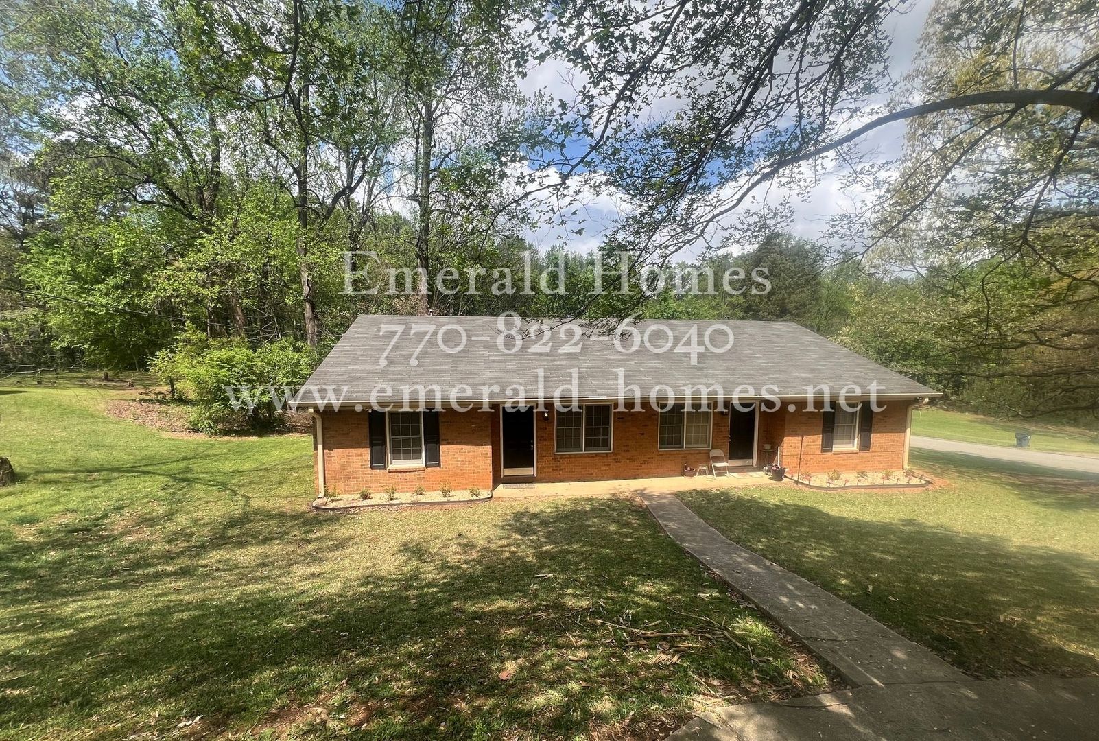 Suwanee Apartment: 721-723 Jackson View Road