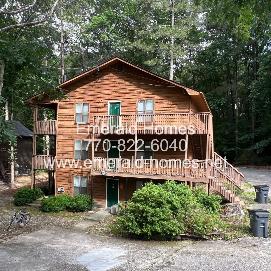 Snellville Apartment: 2633 Dorian Drive