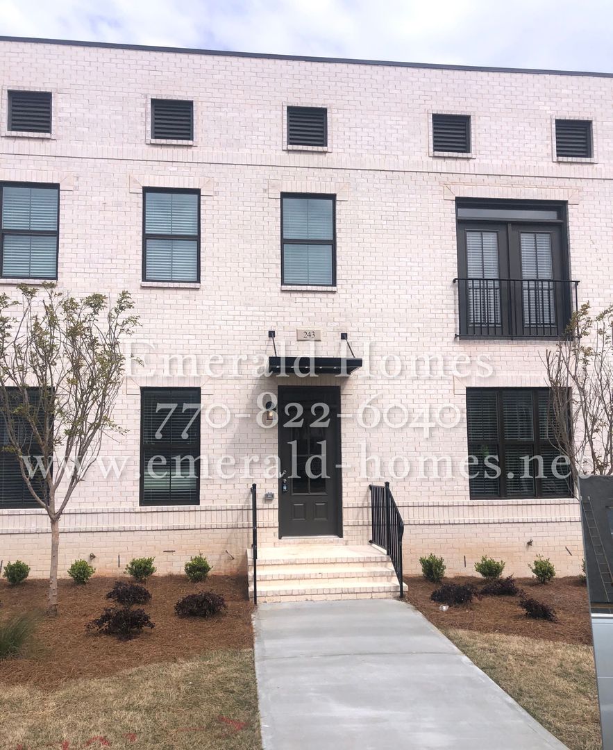 Lawrenceville Townhome: 243 Church Street