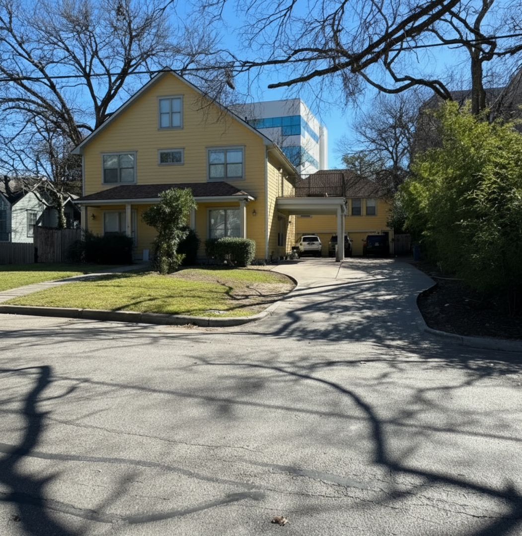 Austin Apartment: 3207 Hampton