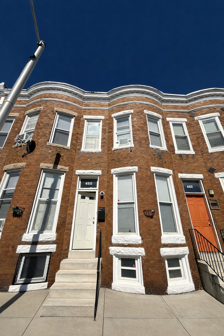 Baltimore House: 450 E Lorraine Ave