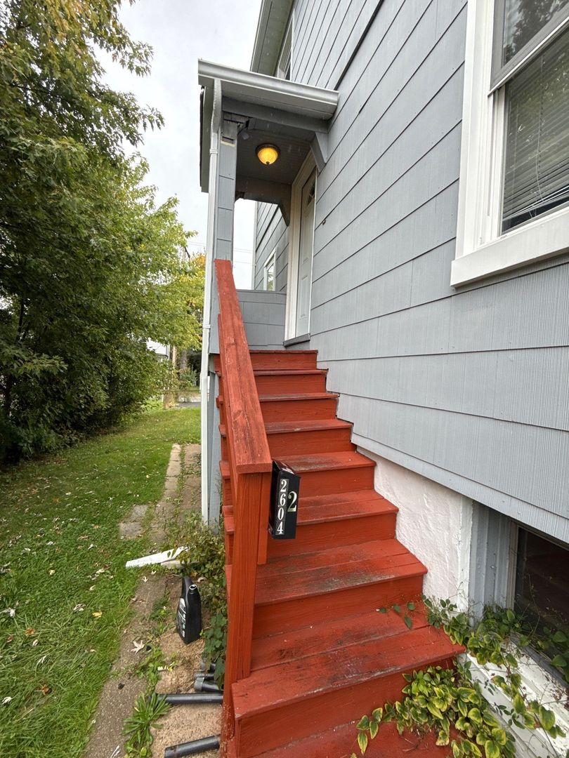 Baltimore Apartment: 2604 Hamilton Ave