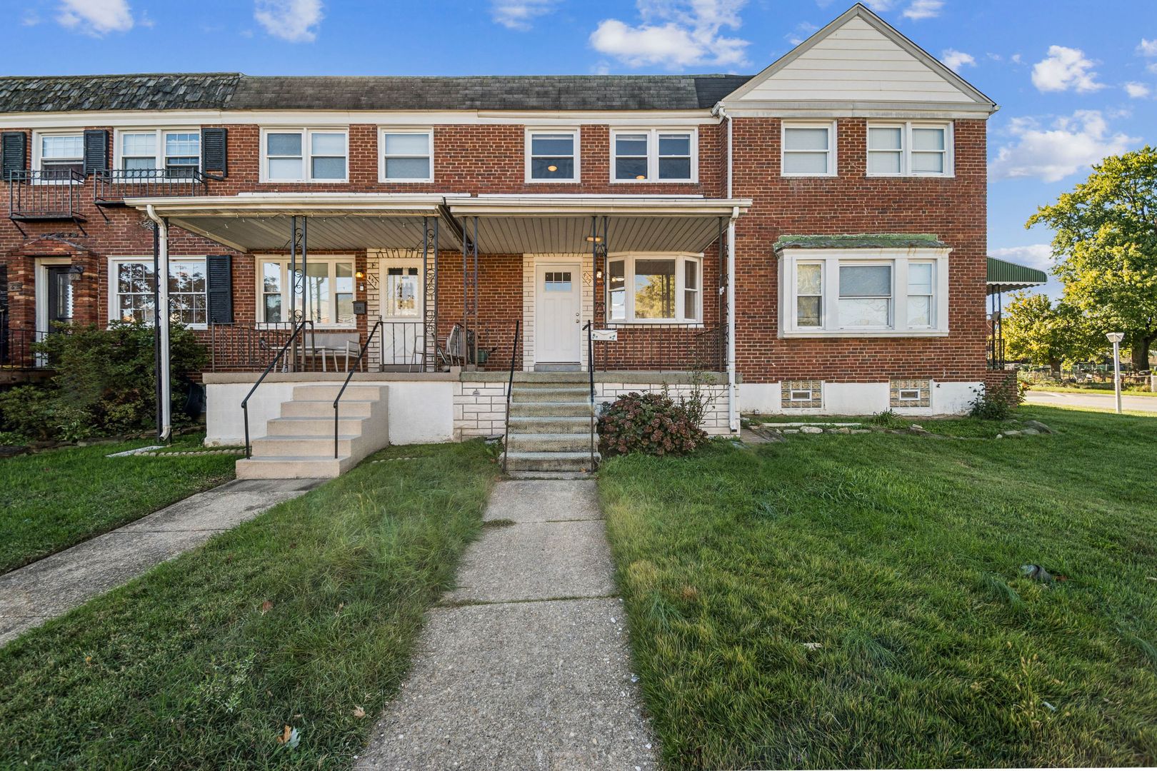 Dundalk House: 459 Westfield Rd