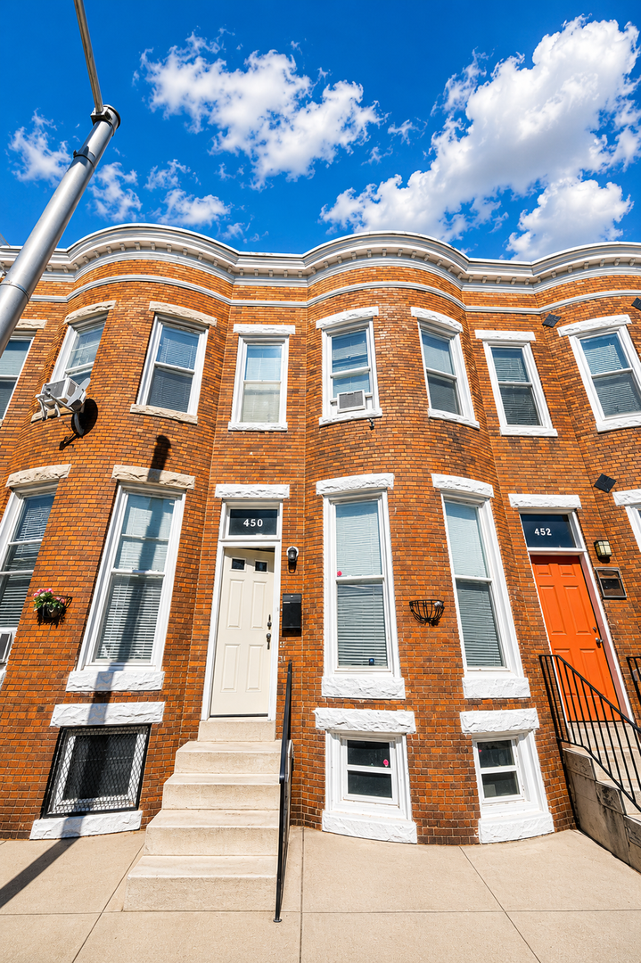 Baltimore House: 450 E Lorraine Ave