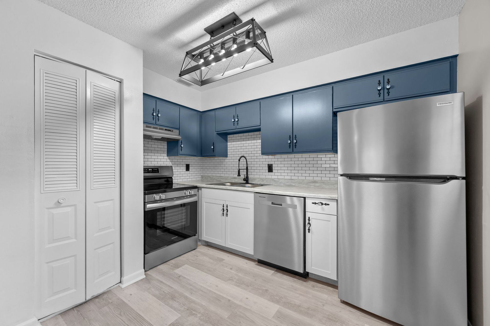 Vero Beach Apartment: 1505 40th Ave