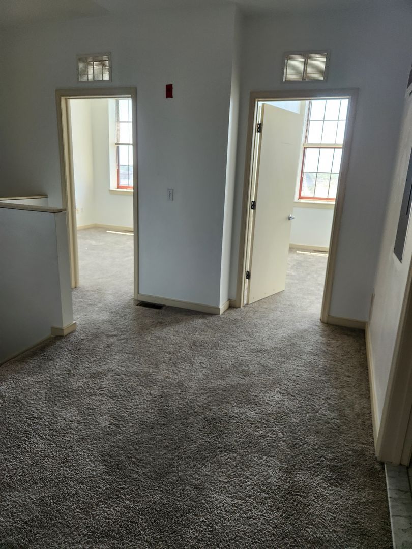 Hanover Apartment: 261 N Franklin St