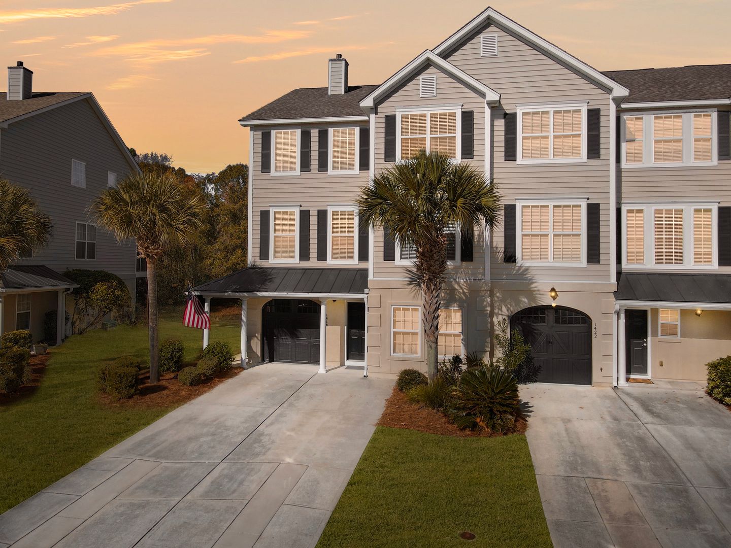 Mount Pleasant House: 1418 Hamlin Park Circle