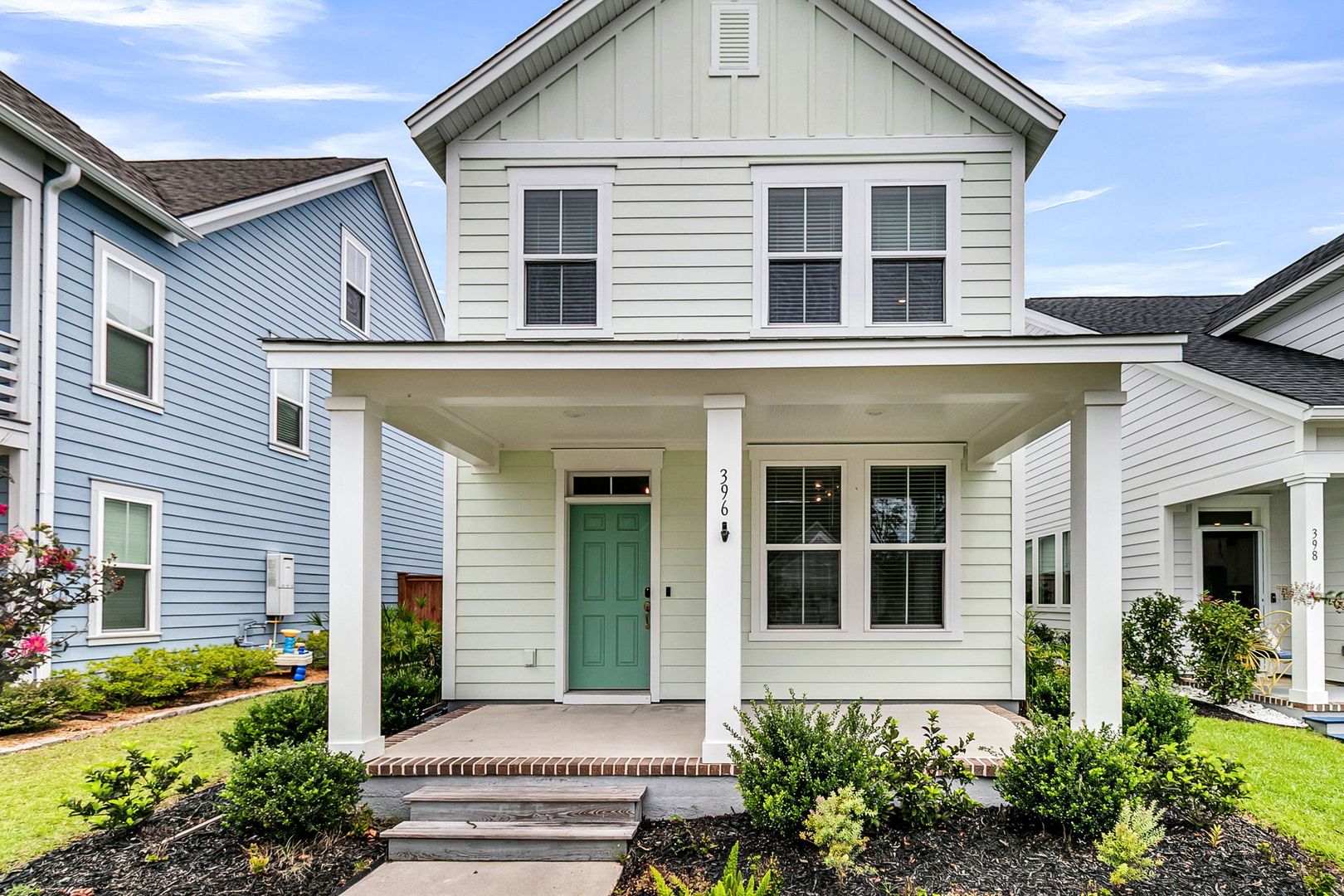 Summerville House: 396 Ripple Park Dr