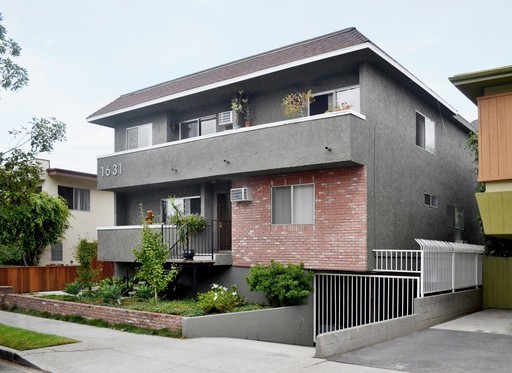 Los Angeles Apartment: 1631 South Westgate Avenue