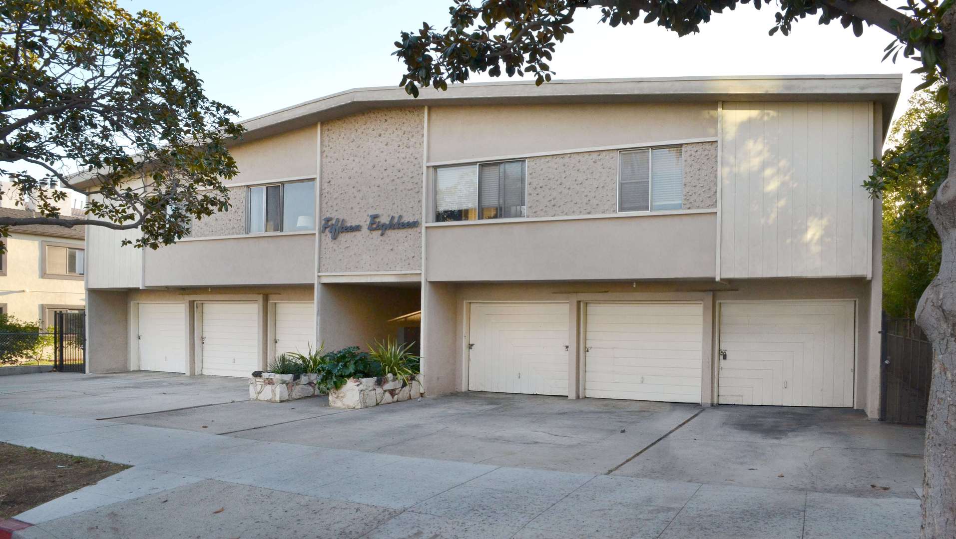 Santa Monica Apartment: 1518 9th Street