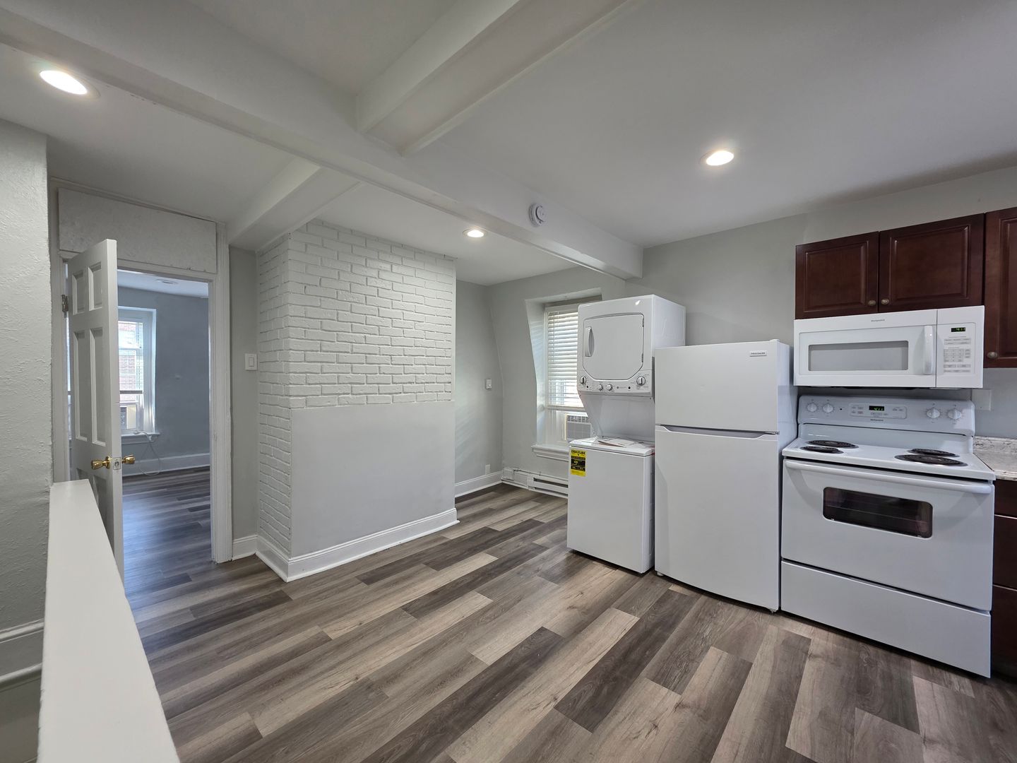 Wilmington Apartment: 1420 North Van Buren Street