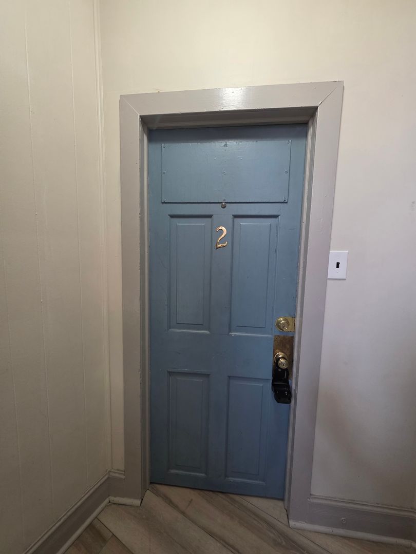 Wilmington Apartment: 816 W 11th Street