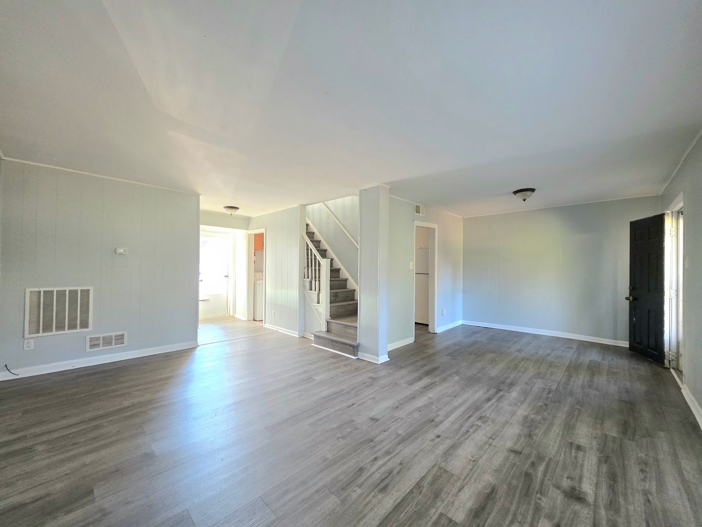 Wilmington House: 19 S Cannon Dr