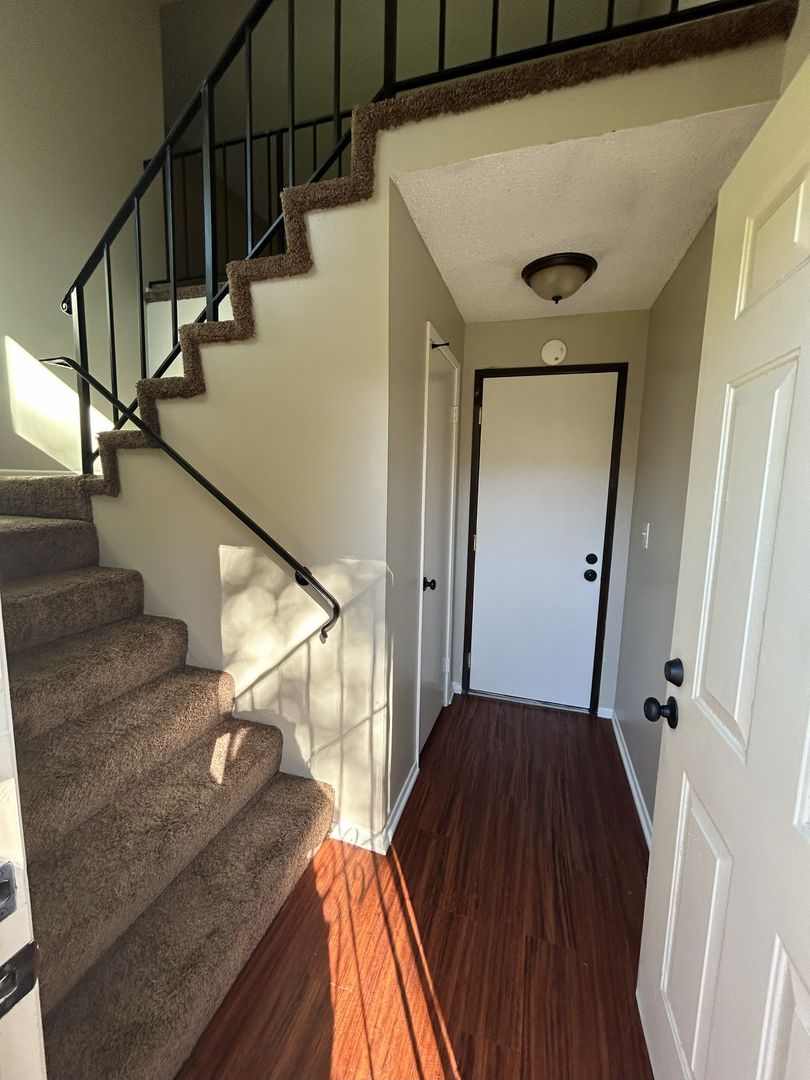 Ontario Apartment: 3153 Triumph Ln