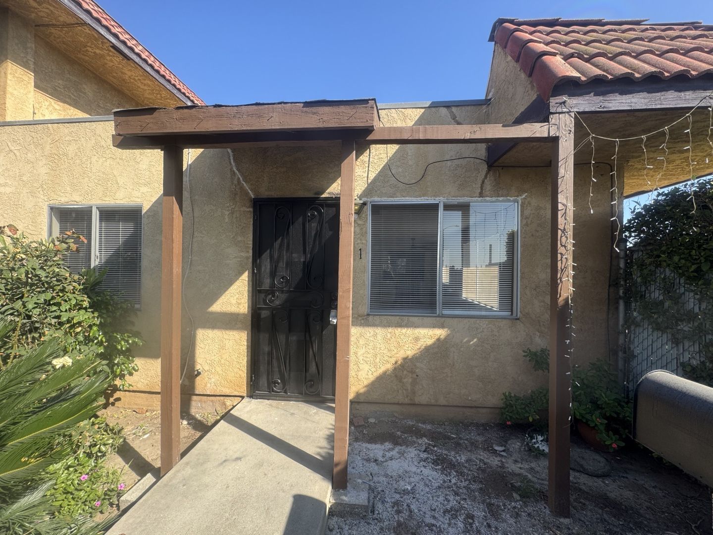 West Covina Apartment: 2433 E Garvey Ave N