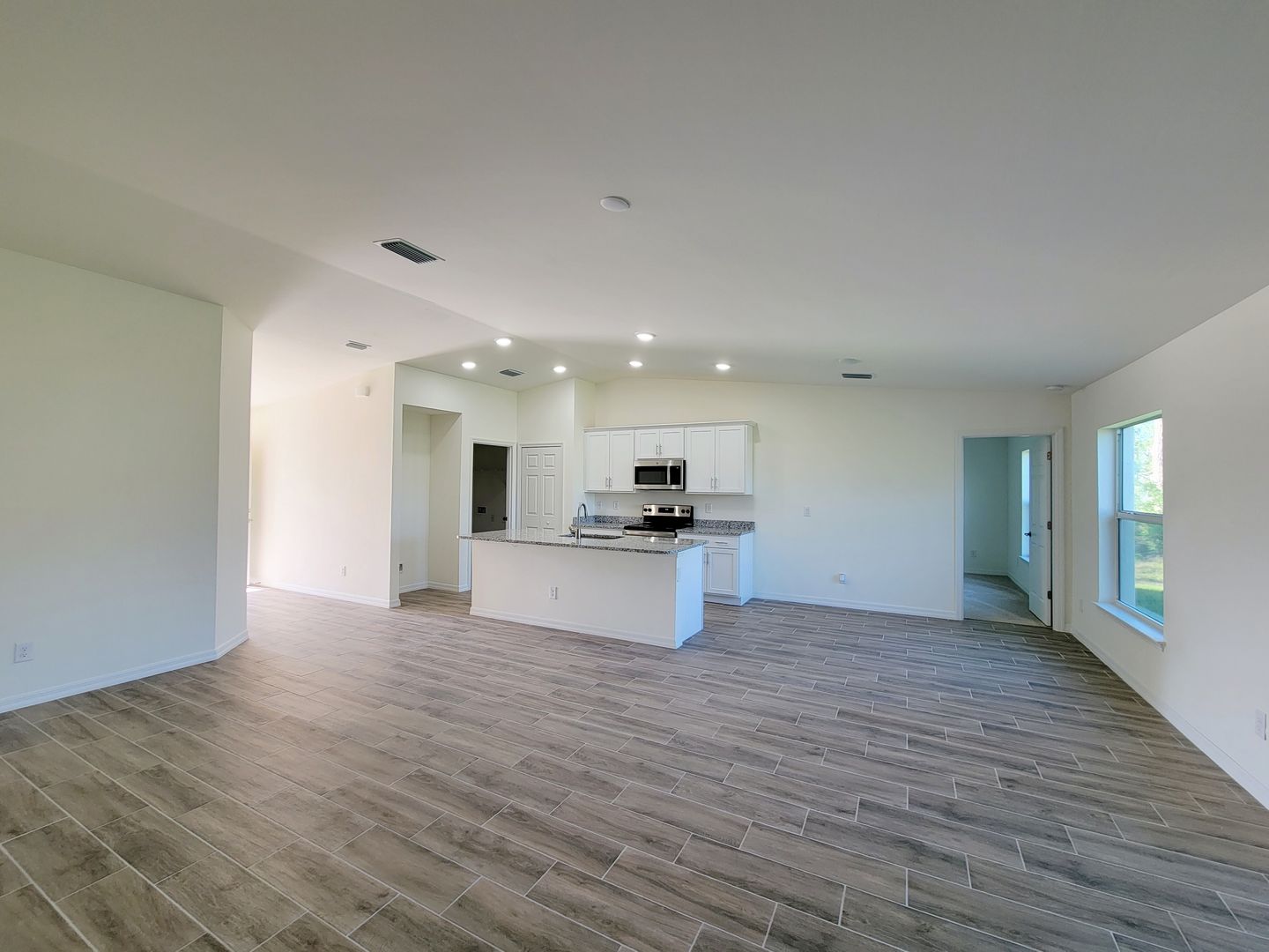 3100 NW 20th Ave 4 of 12