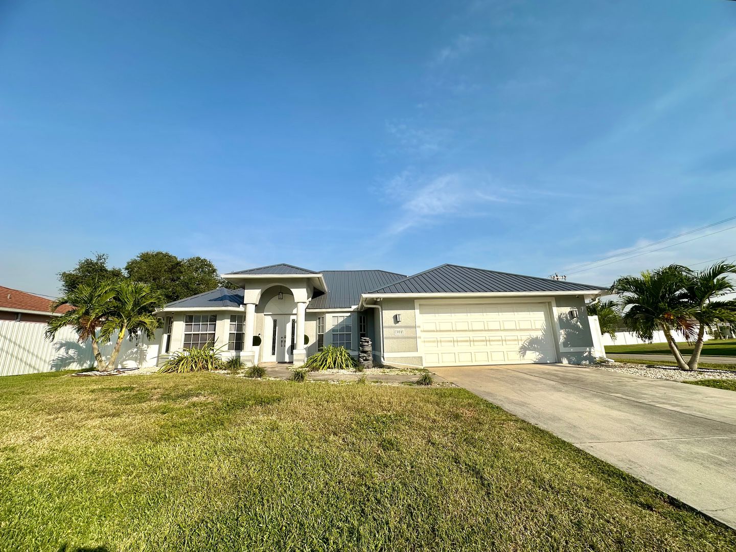 Cape Coral House: 301 NE 23rd Ave