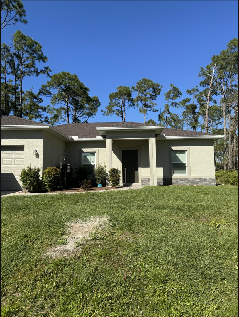 North Port House: 2640 Talleyrand Ave