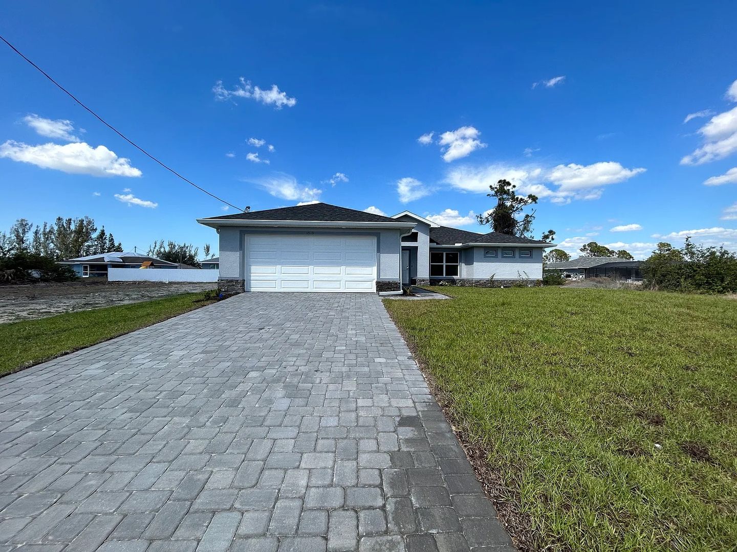 Cape Coral House: 1513 NE 35th Ln