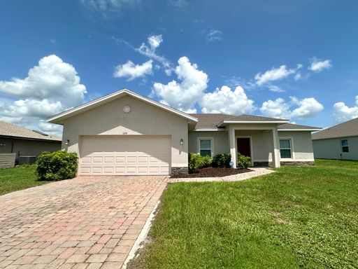 3 Bed + Den with 2 Baths & 2 Car Garage in Deep Creek! – photo 1