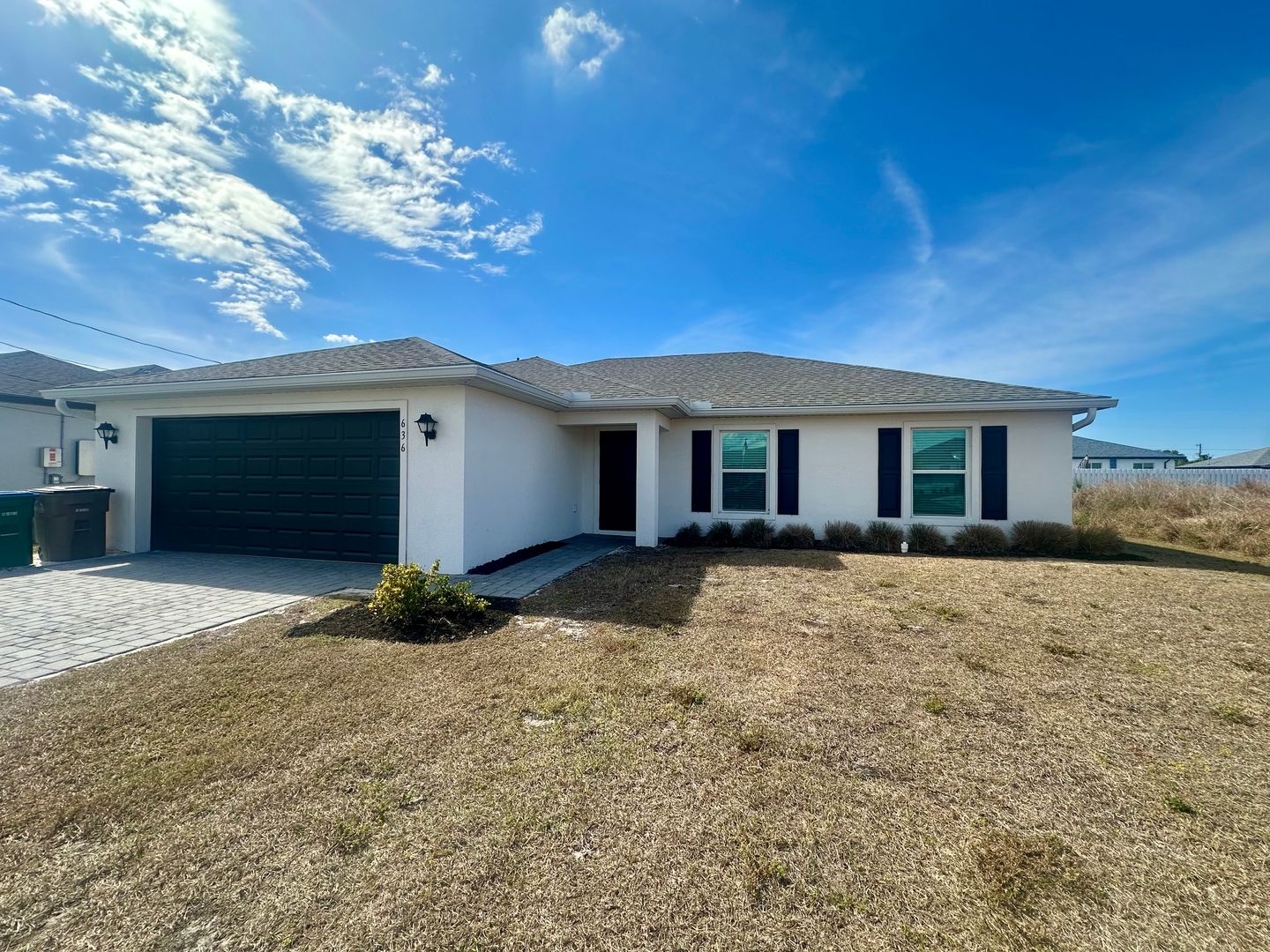 Cape Coral House: 636 NE 2nd Pl