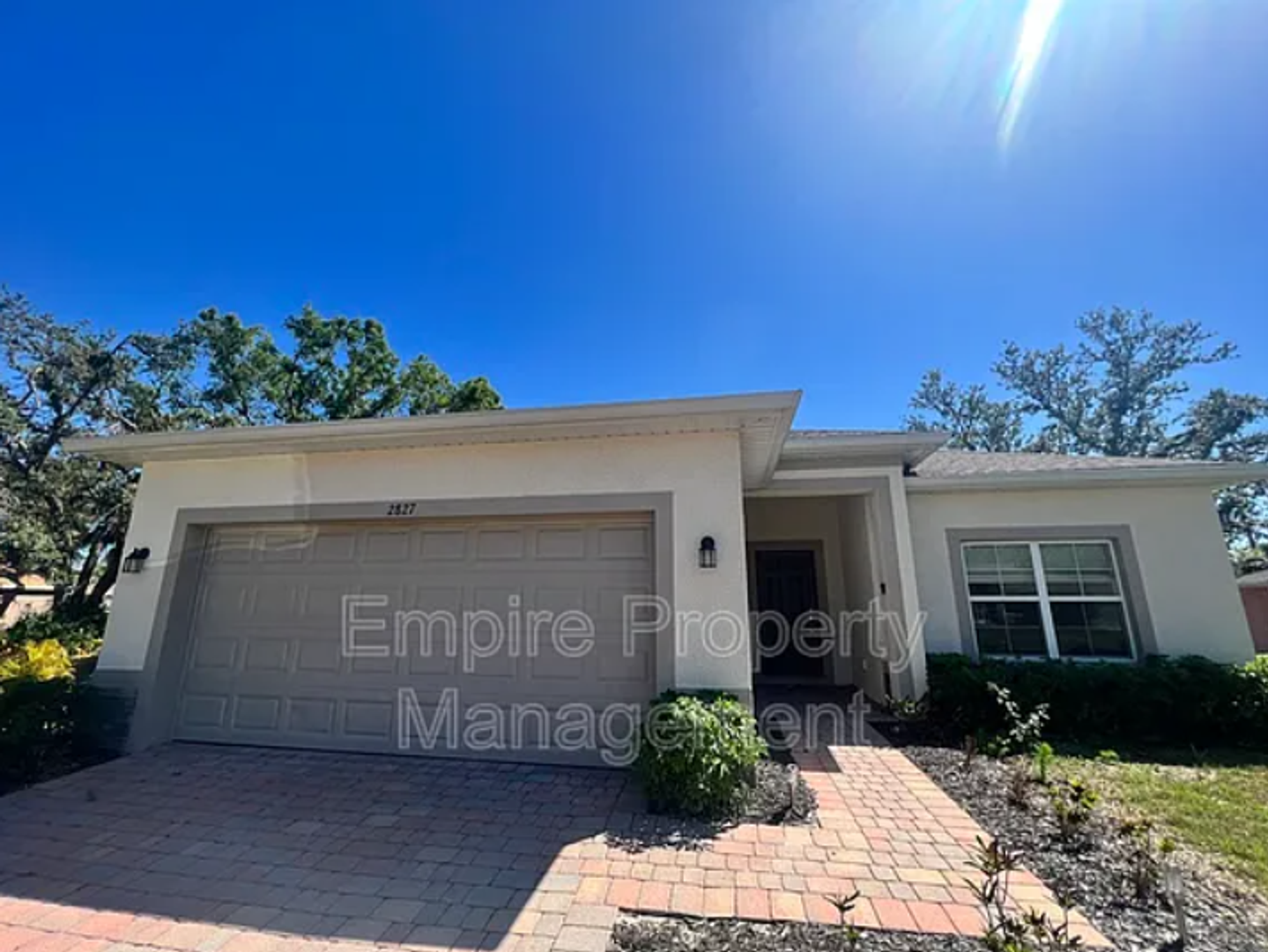 North Port House: 2827 Algardi Ln