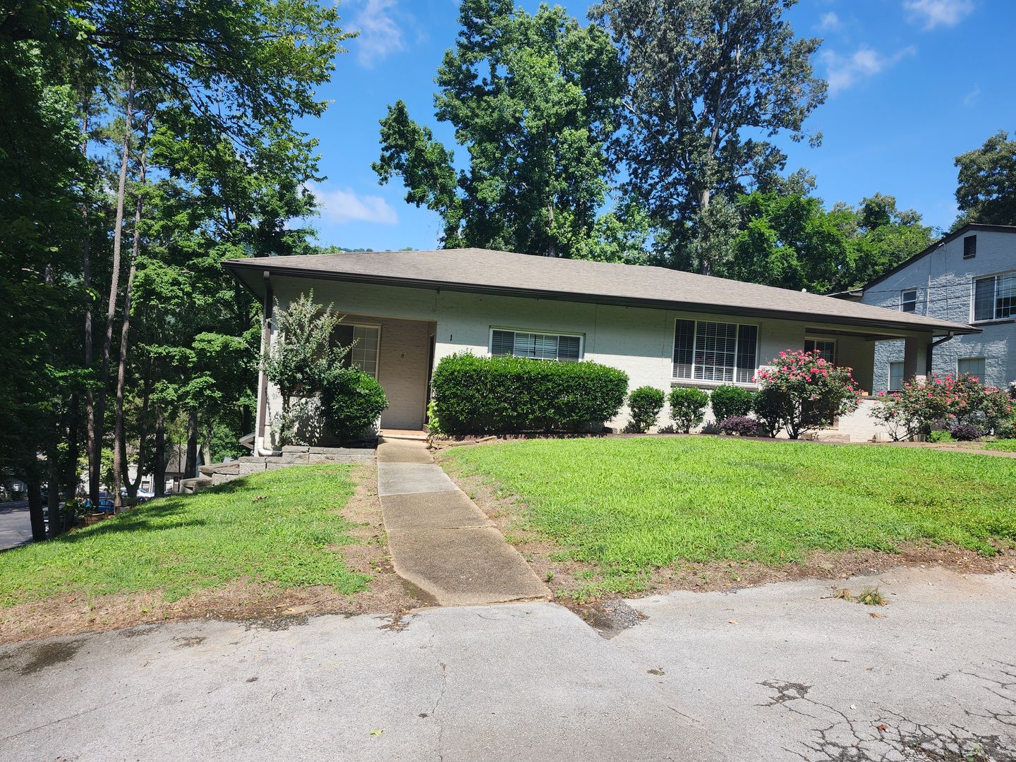 Chattanooga Apartment: 4911 Sunnyside Ave
