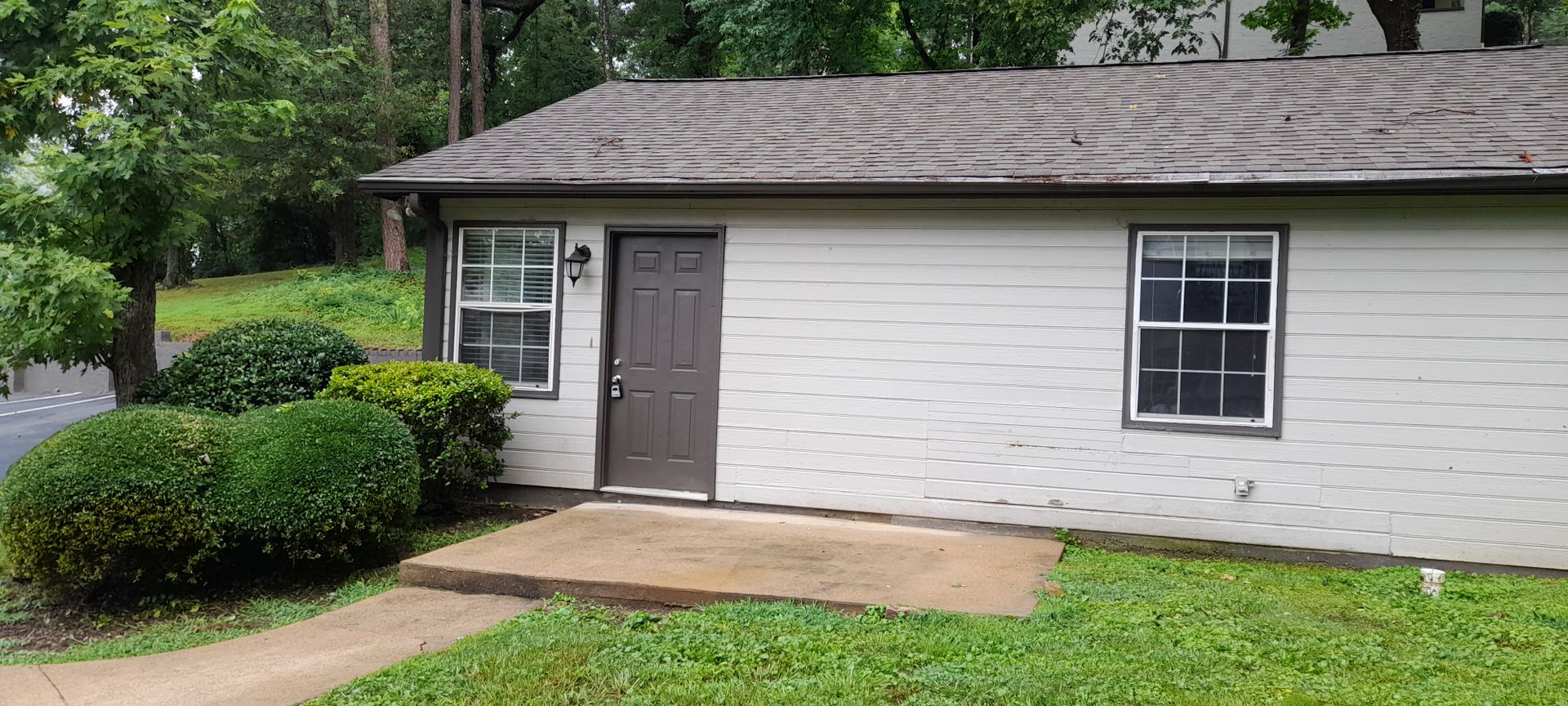 Chattanooga House: 1205 R W 50th Street