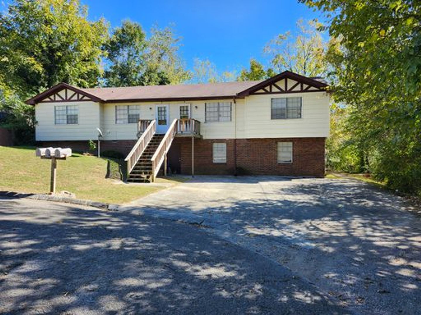 Chattanooga Apartment: 4644-4648 Cary Lane