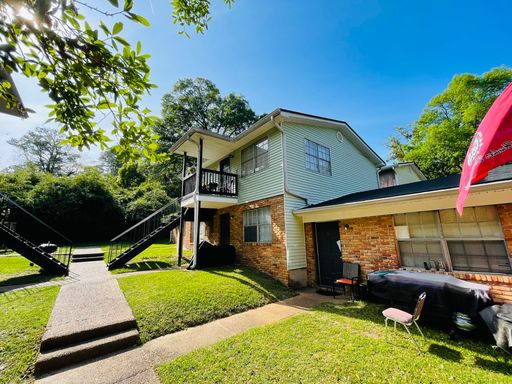 Great apartment near West Tennessee- Ask about move in specails!! – photo 1