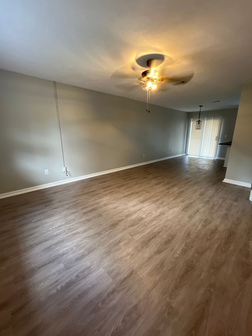 Tallahassee House: 1332 Fuller Rd