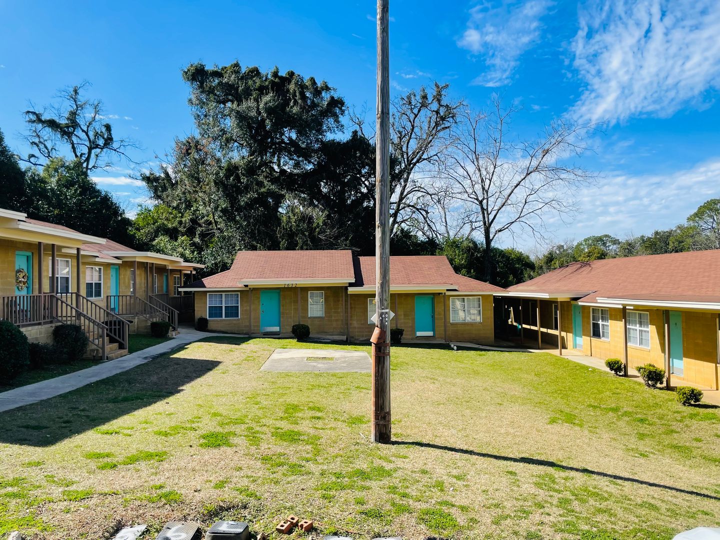 Tallahassee Apartment: 1632 Highland Street