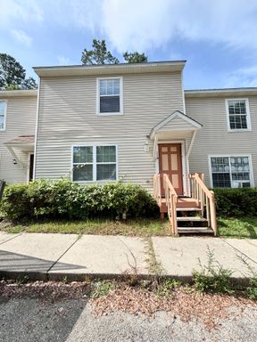 Townhouse Near FAMU & North Florida Fairgrounds – photo 1