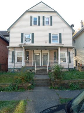 Available Now! 3rd Fl- 1 bed/1 bath in Scranton! – photo 1