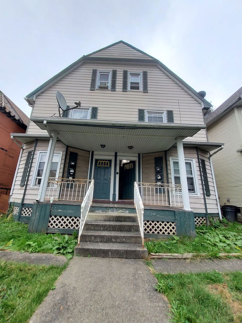 Scranton Apartment: 914-916 Madison Ave