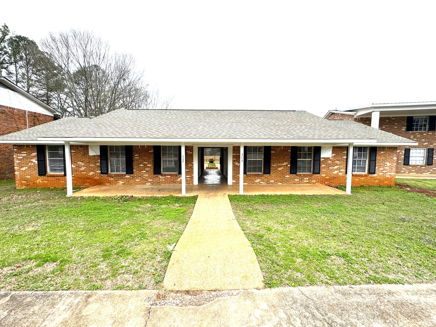 Athens Apartment: 208 Cloverleaf Dr.  - Unit 5