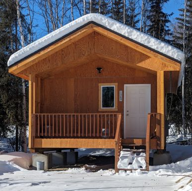 Cabin in Goldstream Valley