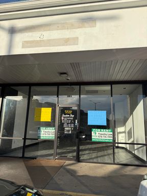 1440 SQUARE FEET AVAILABLE IN ASIAN SQUARE