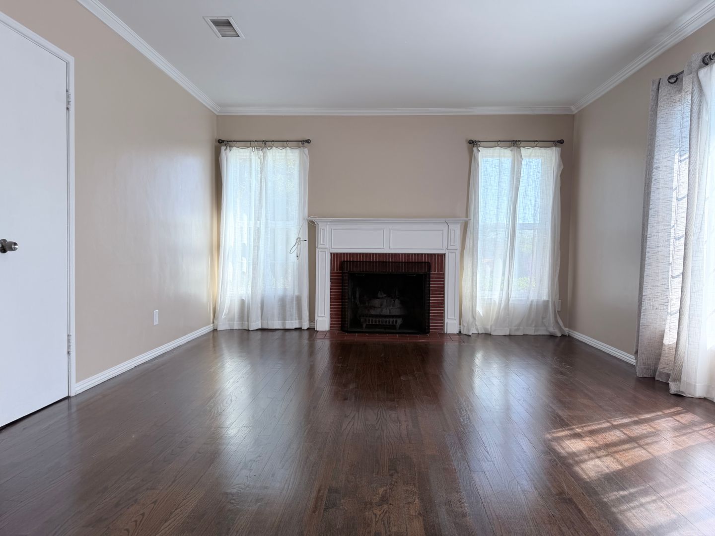 Altadena House: 3082 Thurin Avenue