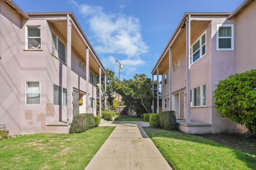 STUNNING 2BR + 1BA UNIT IN CULVER CITY – photo 1