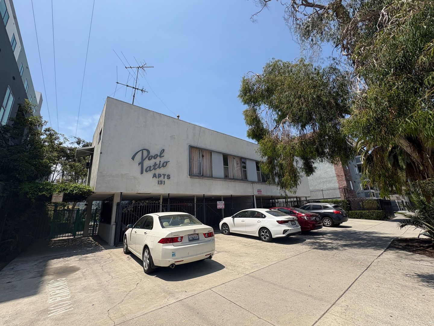 Los Angeles Apartment: 131 S. Occidental Blvd.