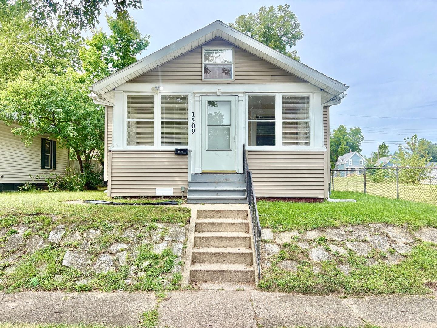 South Bend House: 1509 Lebanon St