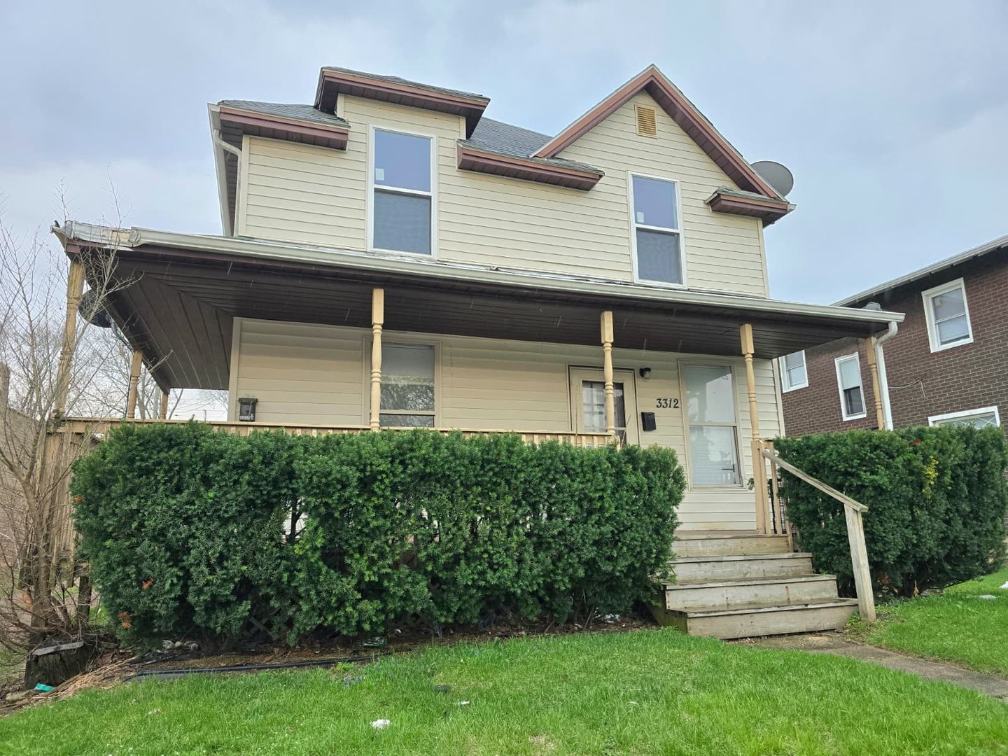 South Bend Apartment: 3312 Mishawaka Avenue