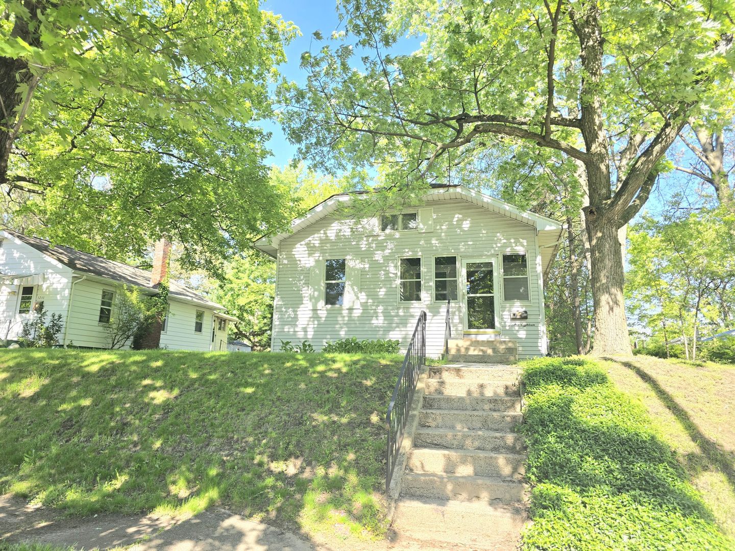 South Bend House: 1218 S 26th Street