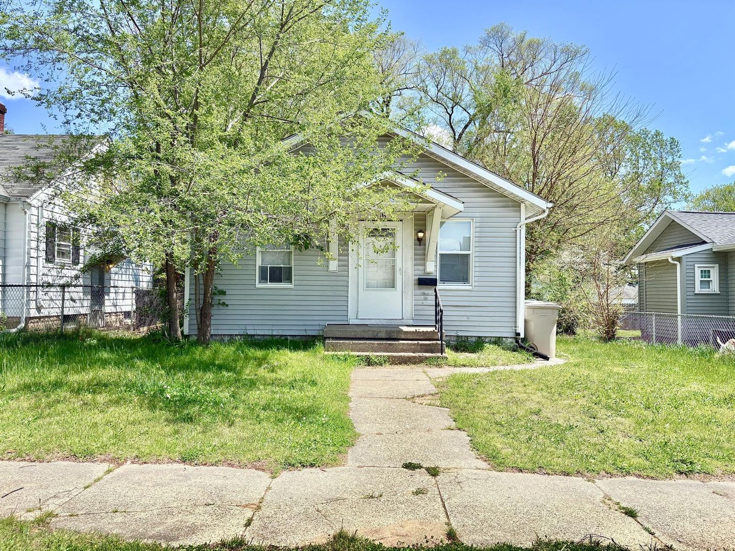 South Bend House: 816 S 34th St.