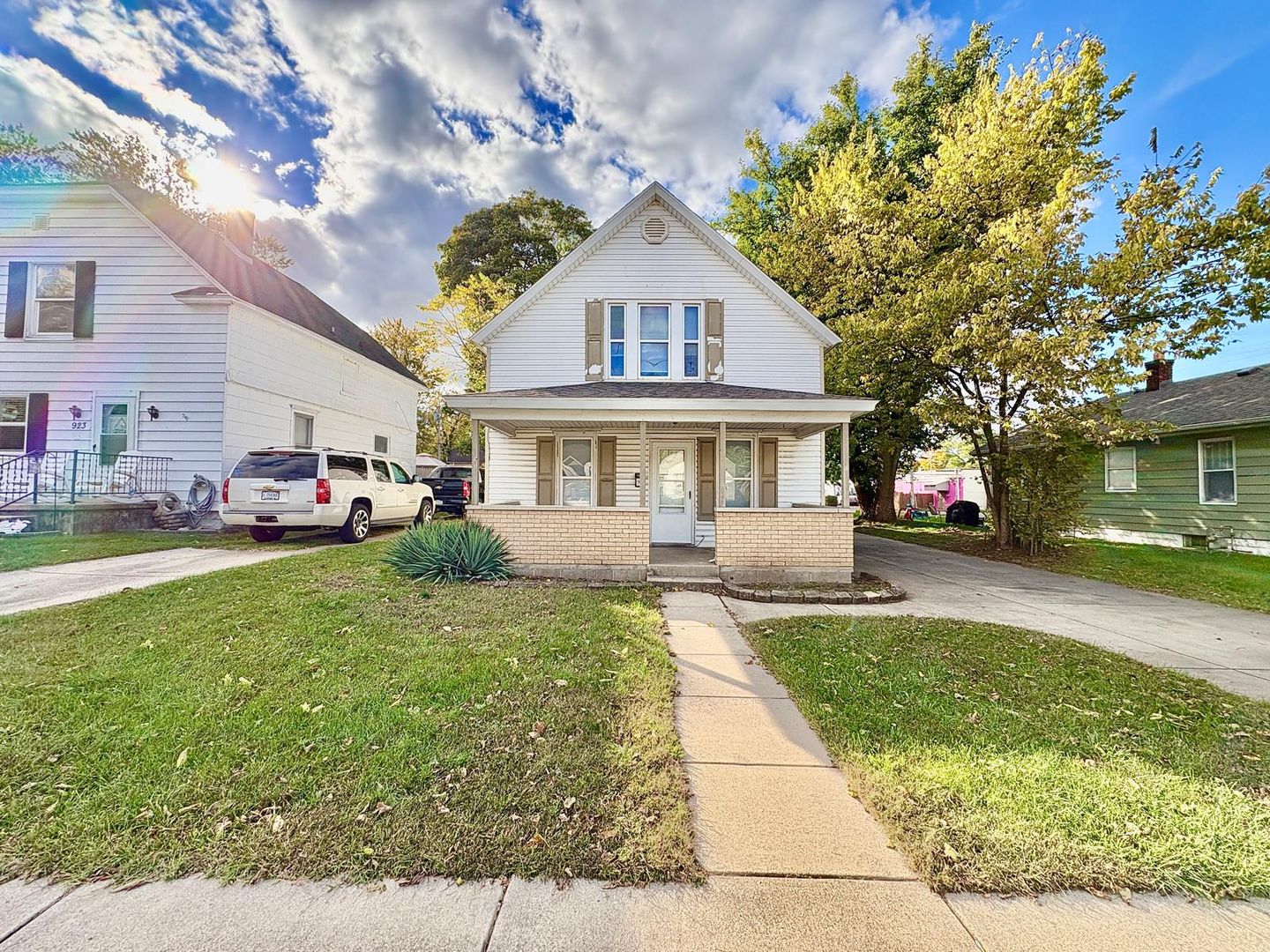 South Bend House: 919 S. Logan St.